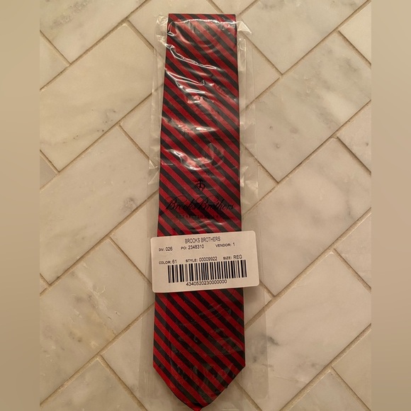 Brooks Brothers Red/Navy Stripe Tie - NWT - Unopened - Picture 1 of 2